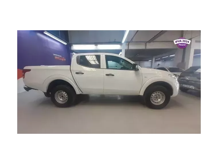 Mitsubishi L200 Branco 7