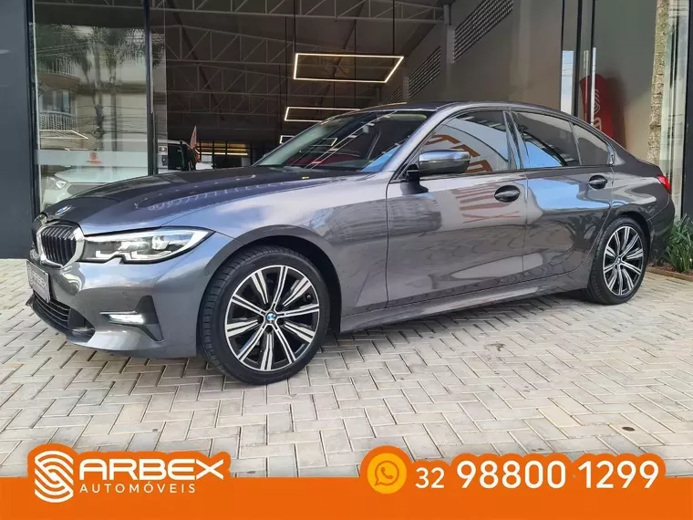 BMW 320i Cinza 12