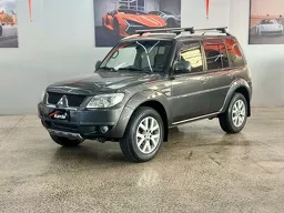 Mitsubishi Pajero TR4