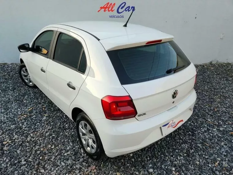 Volkswagen Gol Branco 4