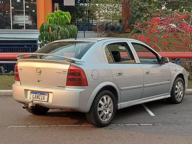 Chevrolet Astra Prata 7