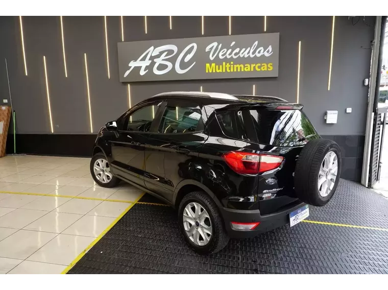 Ford Ecosport Preto 7