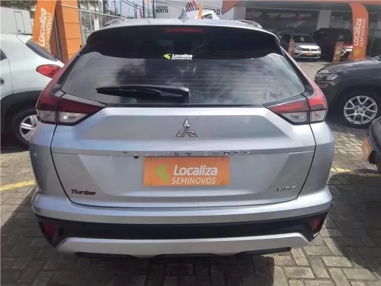 Mitsubishi Eclipse Cross Prata 5