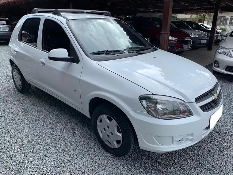 Chevrolet Celta Branco 6