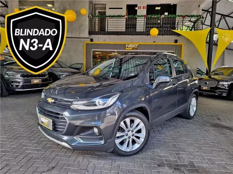 Chevrolet Tracker Cinza 19