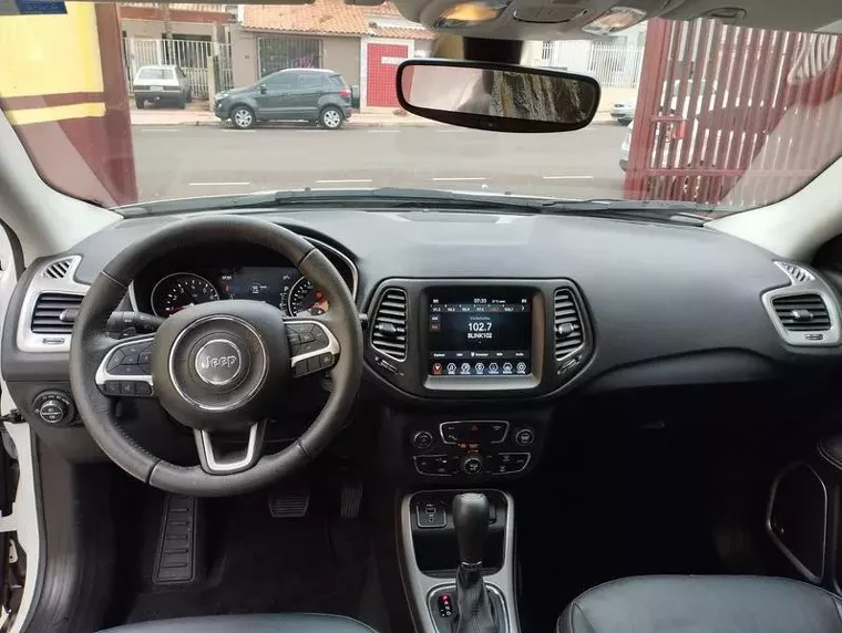 Jeep Compass Branco 8