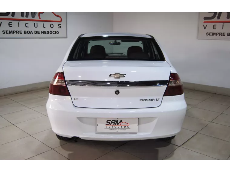 Chevrolet Prisma Branco 6