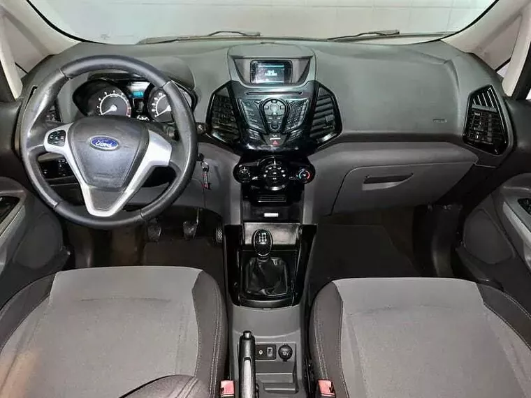 Ford Ecosport Branco 5