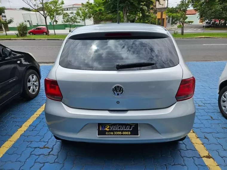 Volkswagen Gol Prata 9