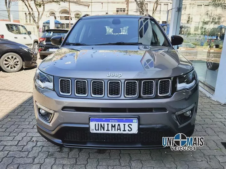 Jeep Compass Cinza 11