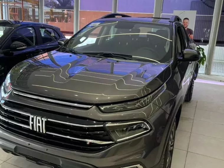 Fiat Toro Branco 4