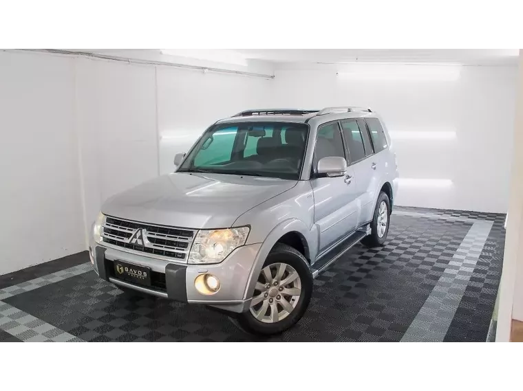 Mitsubishi Pajero Full Prata 7