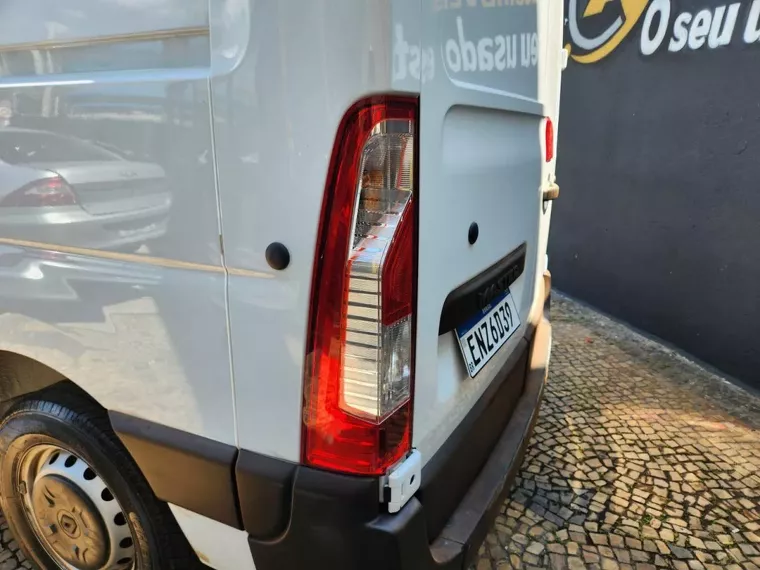 Renault Master Branco 4