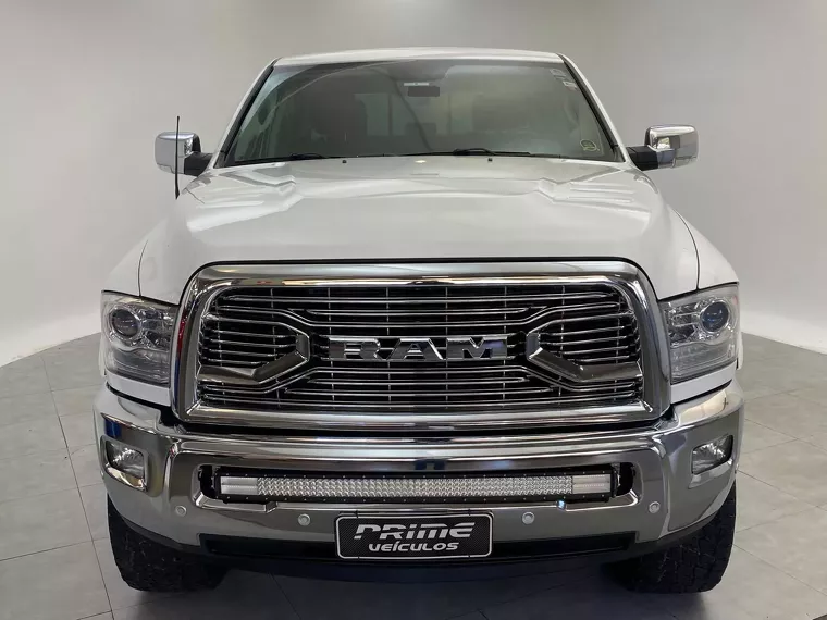 Dodge RAM Branco 6