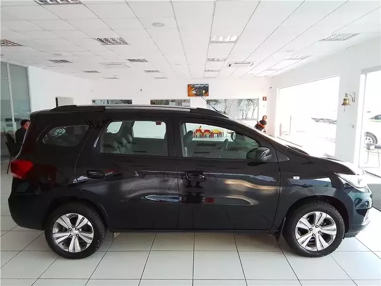 Chevrolet Spin Preto 7