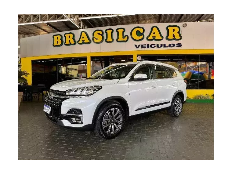 Chery Tiggo 8 Branco 19