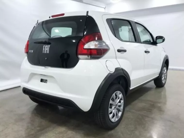 Fiat Mobi Branco 4