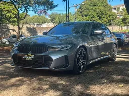BMW 320i