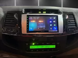 Toyota Hilux SW4