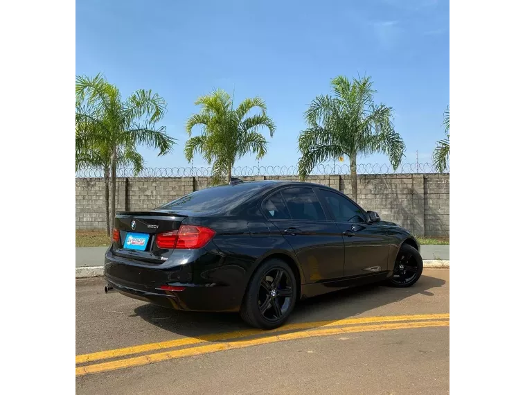 BMW 318i Preto 8