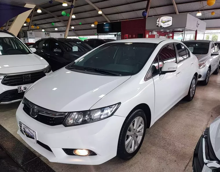 Honda Civic Branco 9