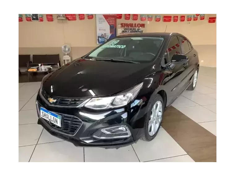 Chevrolet Cruze Preto 4