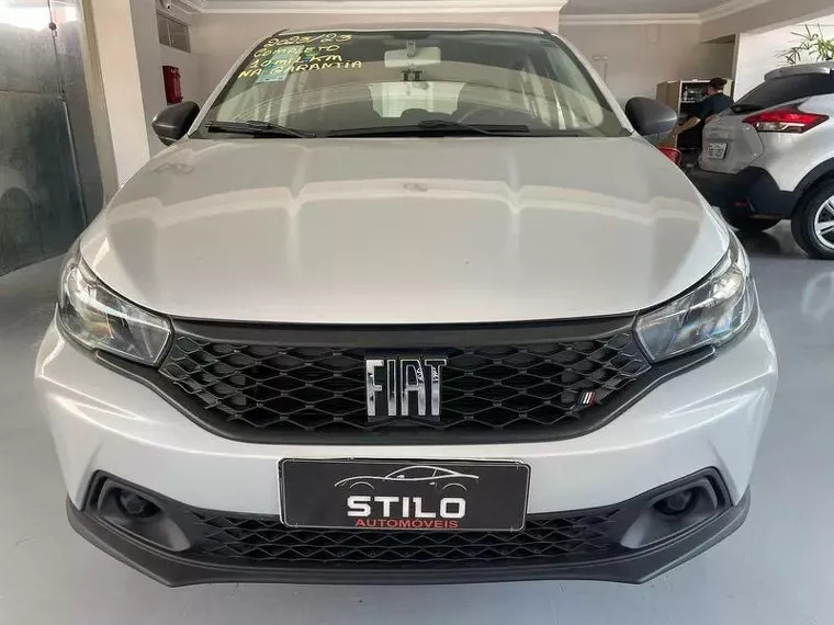 Fiat Argo Prata 4