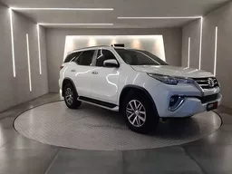 Toyota Hilux SW4