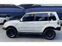 Mitsubishi Pajero TR4