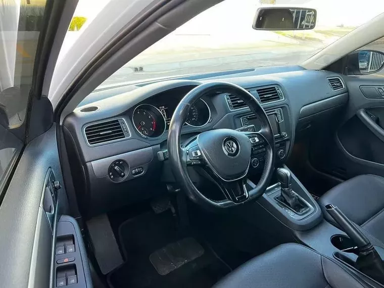 Volkswagen Jetta Branco 1