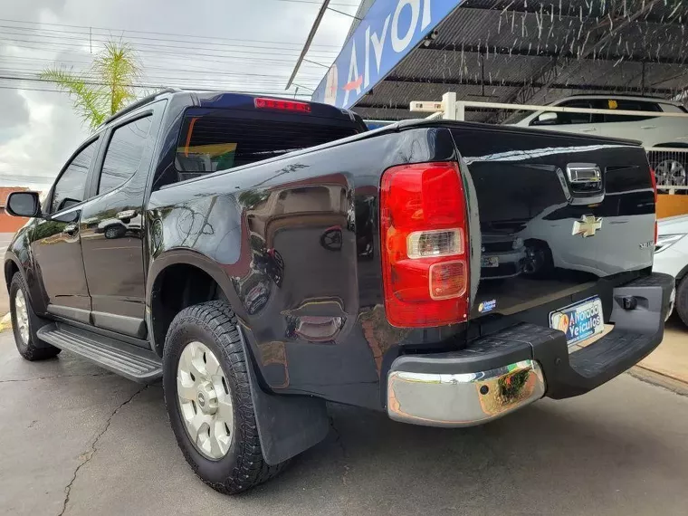 Chevrolet S10 Preto 5