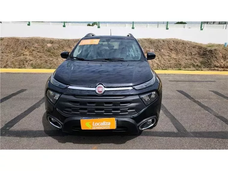 Fiat Toro Preto 1