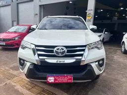 Toyota Hilux SW4