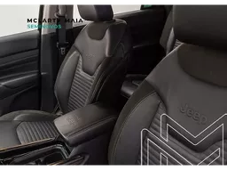 Jeep Commander