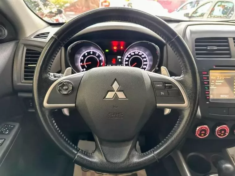 Mitsubishi ASX Prata 19