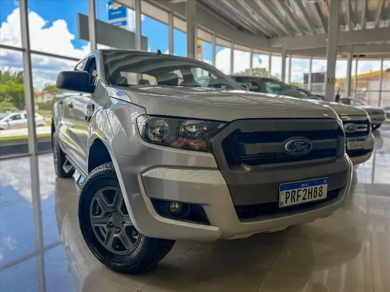 Ford Ranger Prata 12