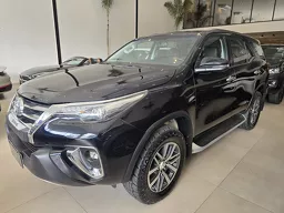 Toyota Hilux SW4