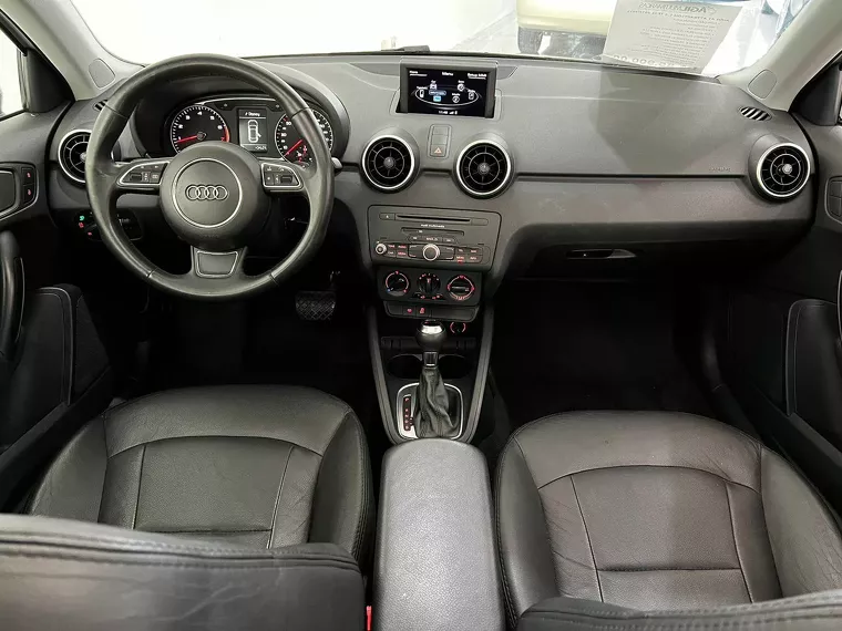 Audi A1 Prata 19