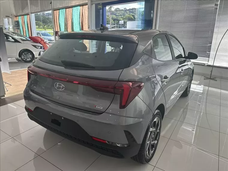 Hyundai HB20 Cinza 16