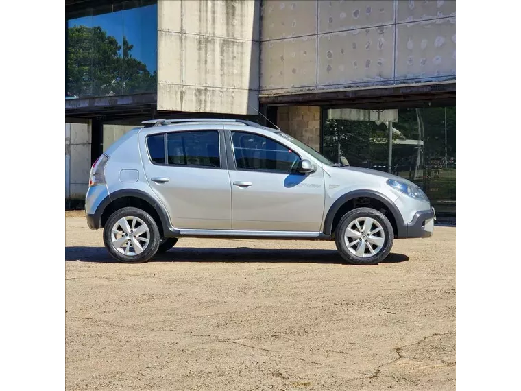 Renault Sandero Prata 6