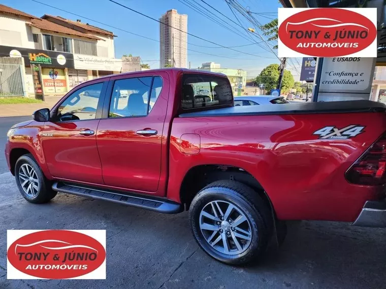 Toyota Hilux Vermelho 1