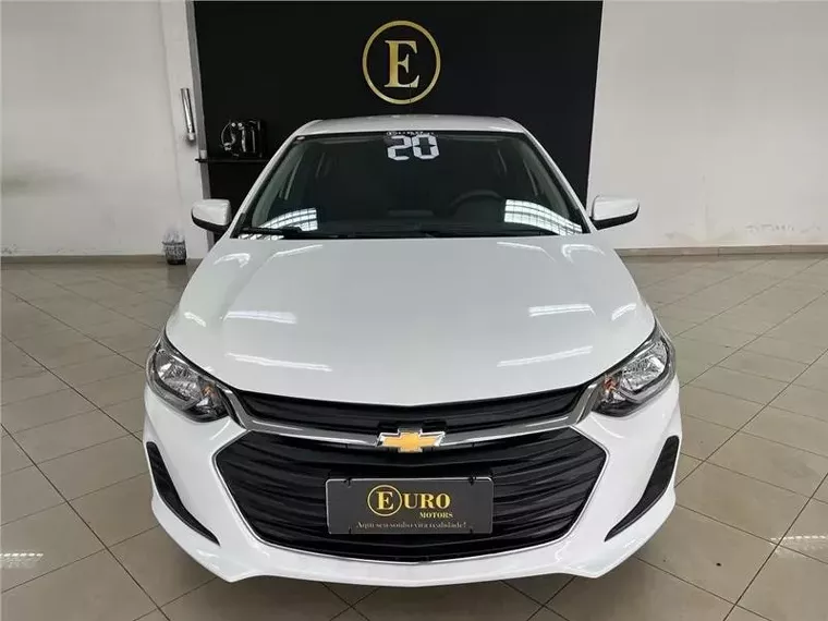 Chevrolet Onix Branco 1