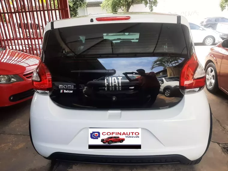 Fiat Mobi Branco 2