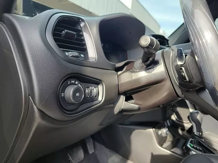 Jeep Renegade Cinza 18