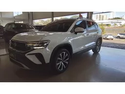 Volkswagen Taos