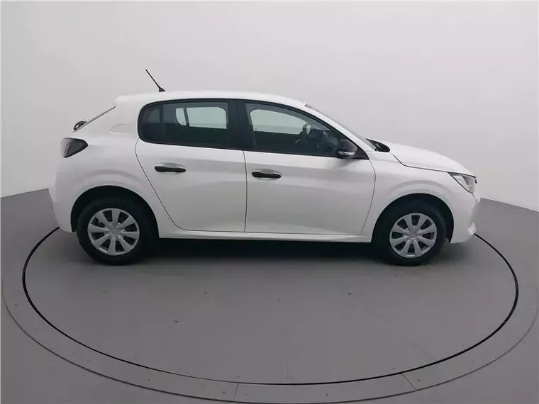 Peugeot 208 Branco 6