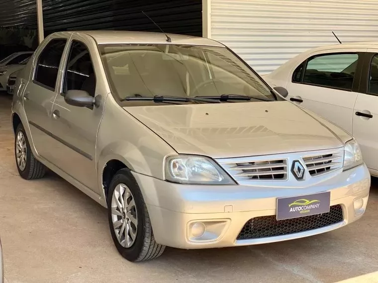 Renault Logan Prata 7