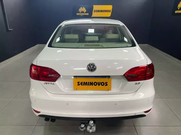 Volkswagen Jetta Branco 6