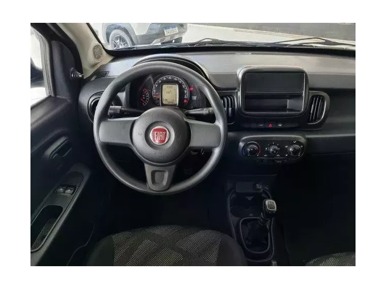 Fiat Mobi Preto 1