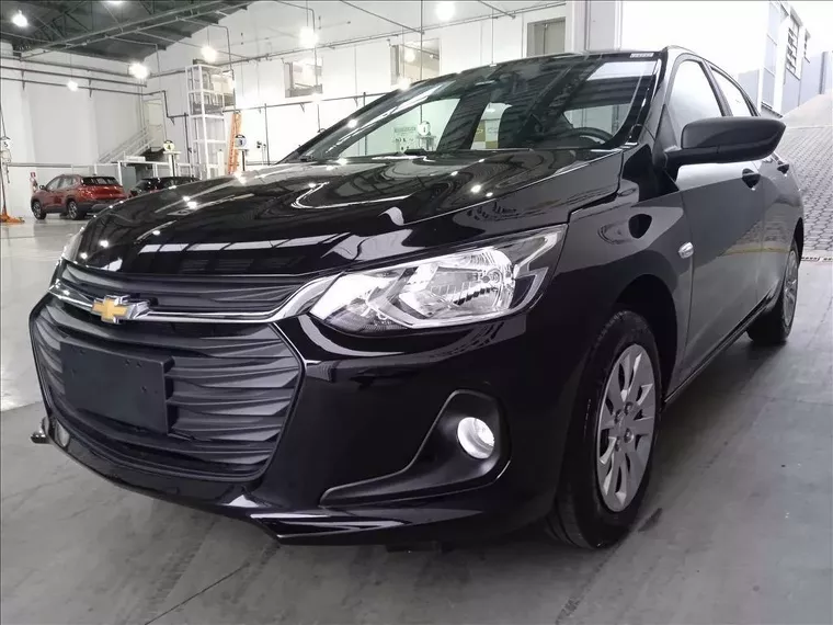 Chevrolet Onix Preto 9